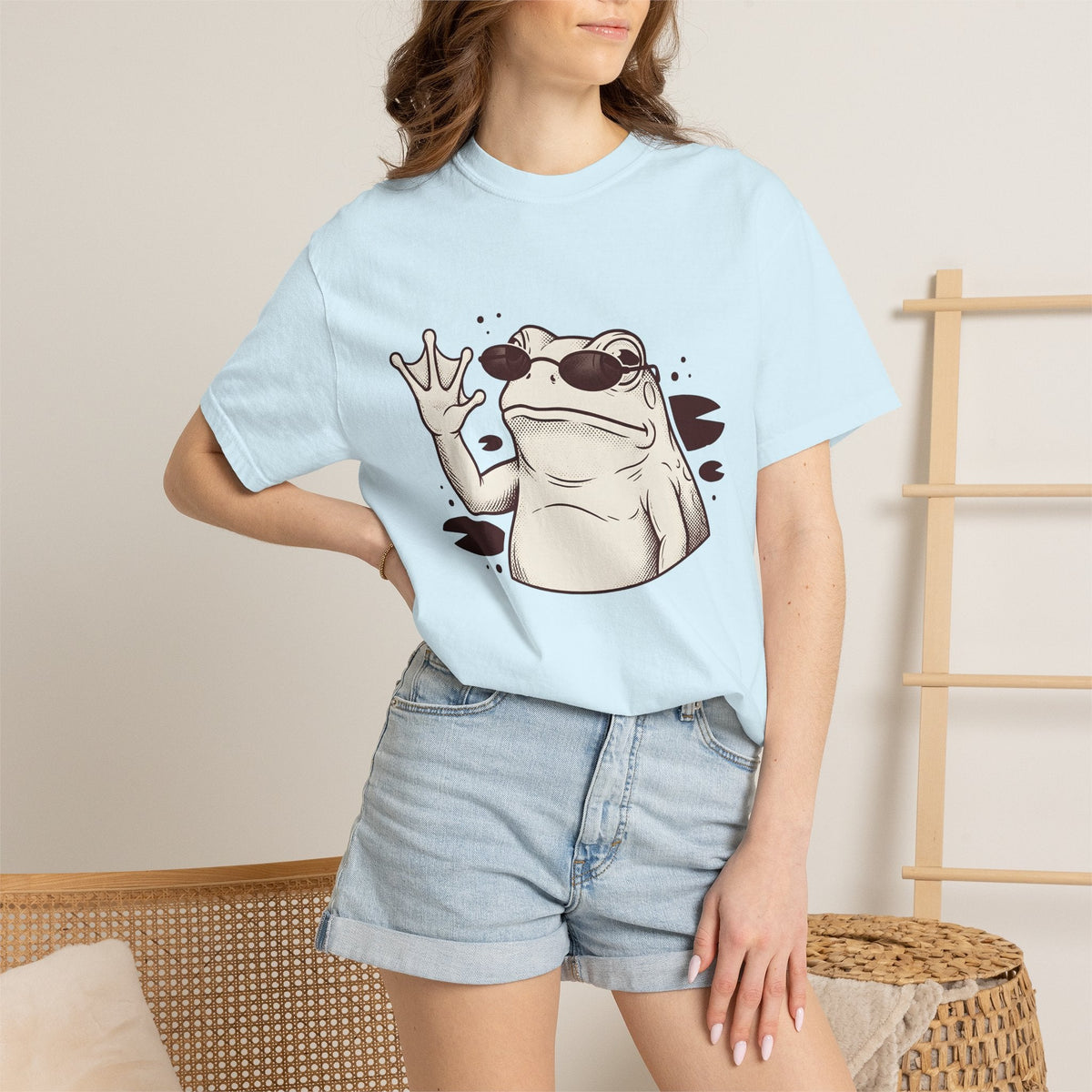 Frog Shades Shirt Cute Pet Unisex Gift Vintage Tee Toad product image 9