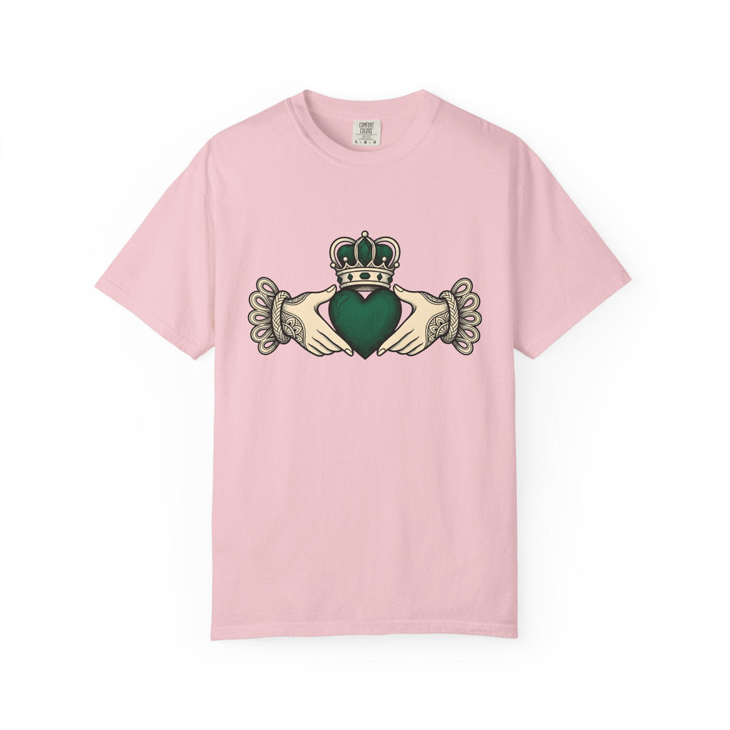 Claddagh Ring Shirt St Patrick's Day Celtic Gift Women Classic Tee Claddagh T-Shirt Irish Fan Claddagh Tshirt Celtic Graphic Retro Tiara