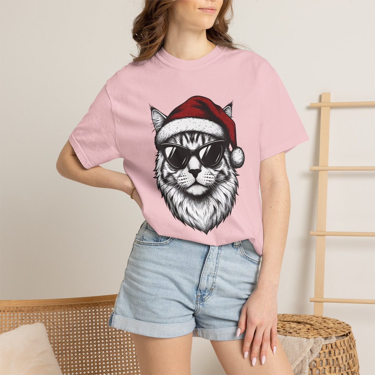Kitten Santa Hat Shirt Christmas Animal Unisex Gift Line Art Tee Kitten Santa