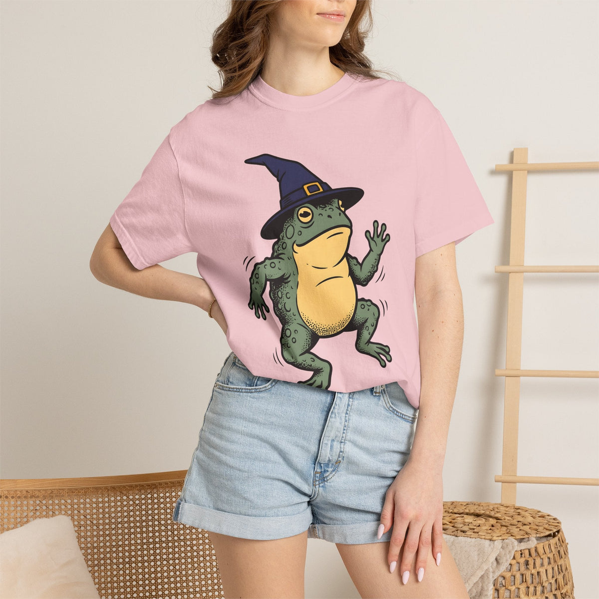 Amphibian Witch Hat Shirt Halloween Pet Unisex Gift Illustration Tee Toadstool
