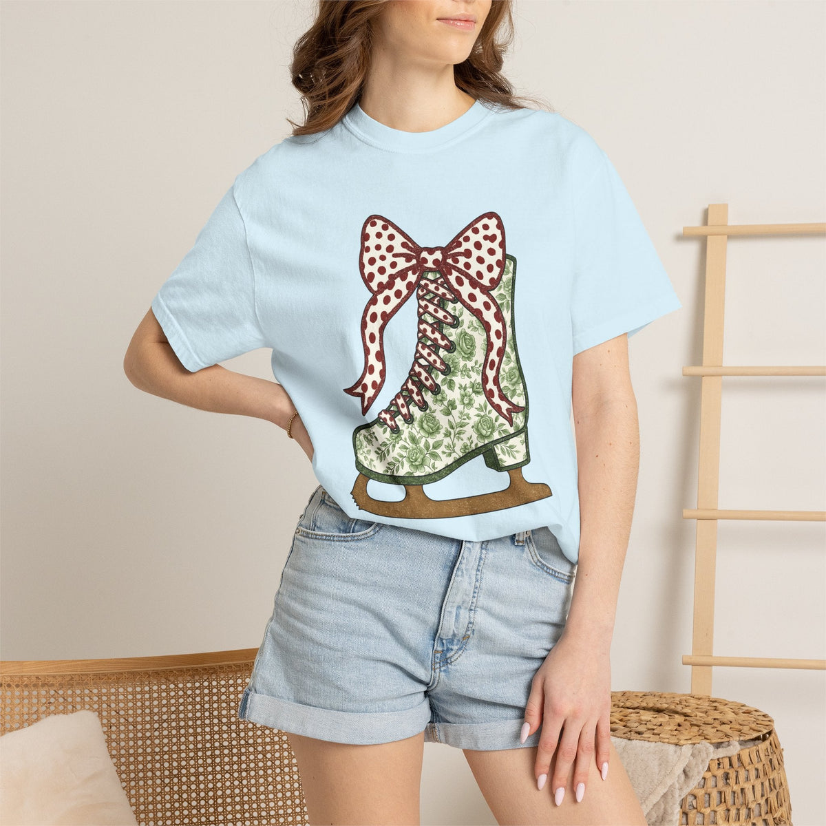 Ice Skating Shoe Shirt Christmas Frost Unisex Gift Nostalgic Tee Skate T-Shirt