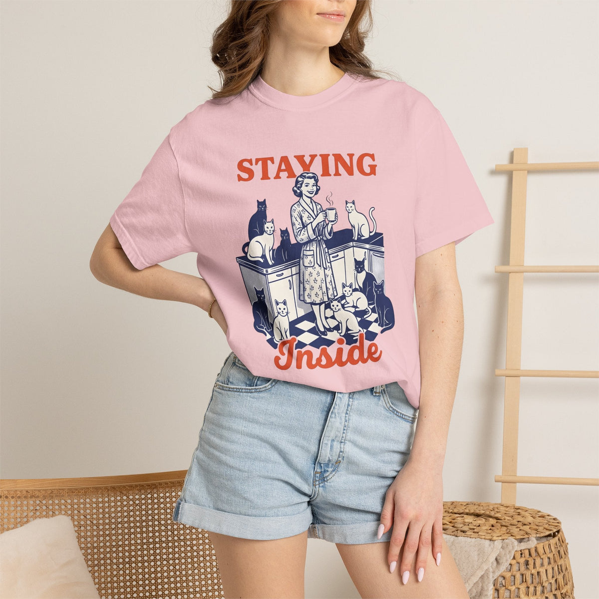 Lady With Cats Shirt Cat Dwelling Gift for Women Nostalgic product image 12